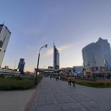 Centrum Zlote Tarasy Metro Rondo Onz Balkon Apartment Warsaw Ngoại thất bức ảnh