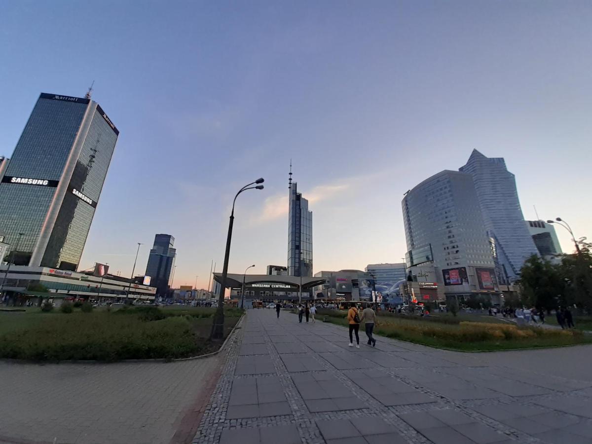 Centrum Zlote Tarasy Metro Rondo Onz Balkon Apartment Warsaw Ngoại thất bức ảnh