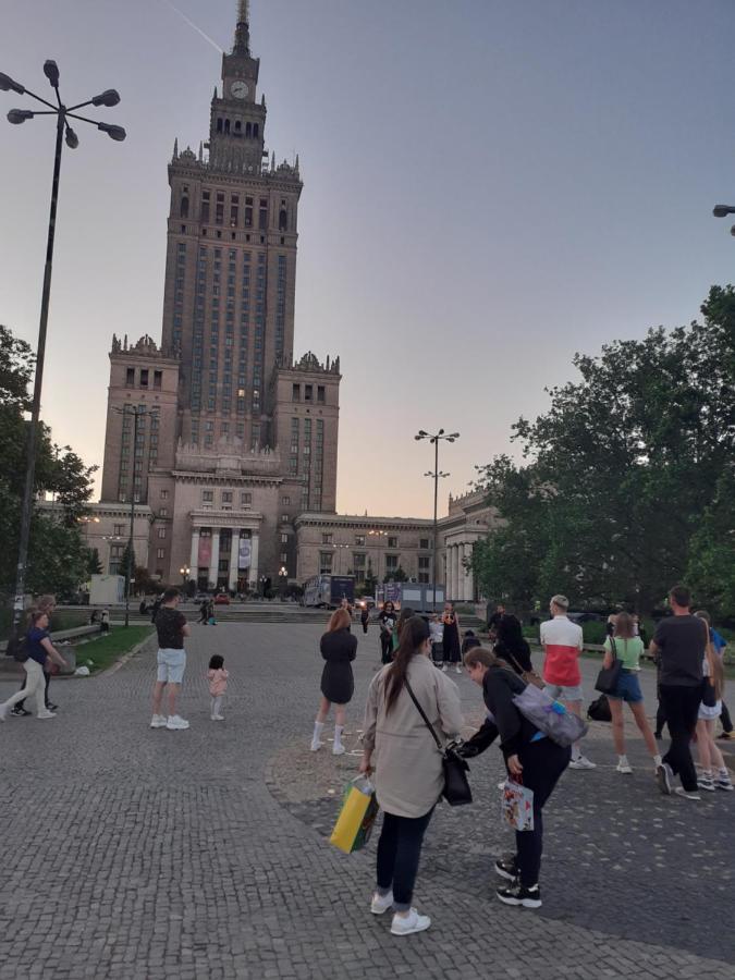 Centrum Zlote Tarasy Metro Rondo Onz Balkon Apartment Warsaw Ngoại thất bức ảnh